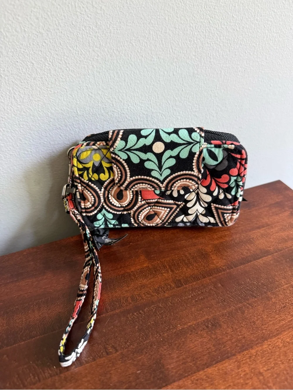 VERA BRADLEY Mini Wallet/Wristlet Sierra